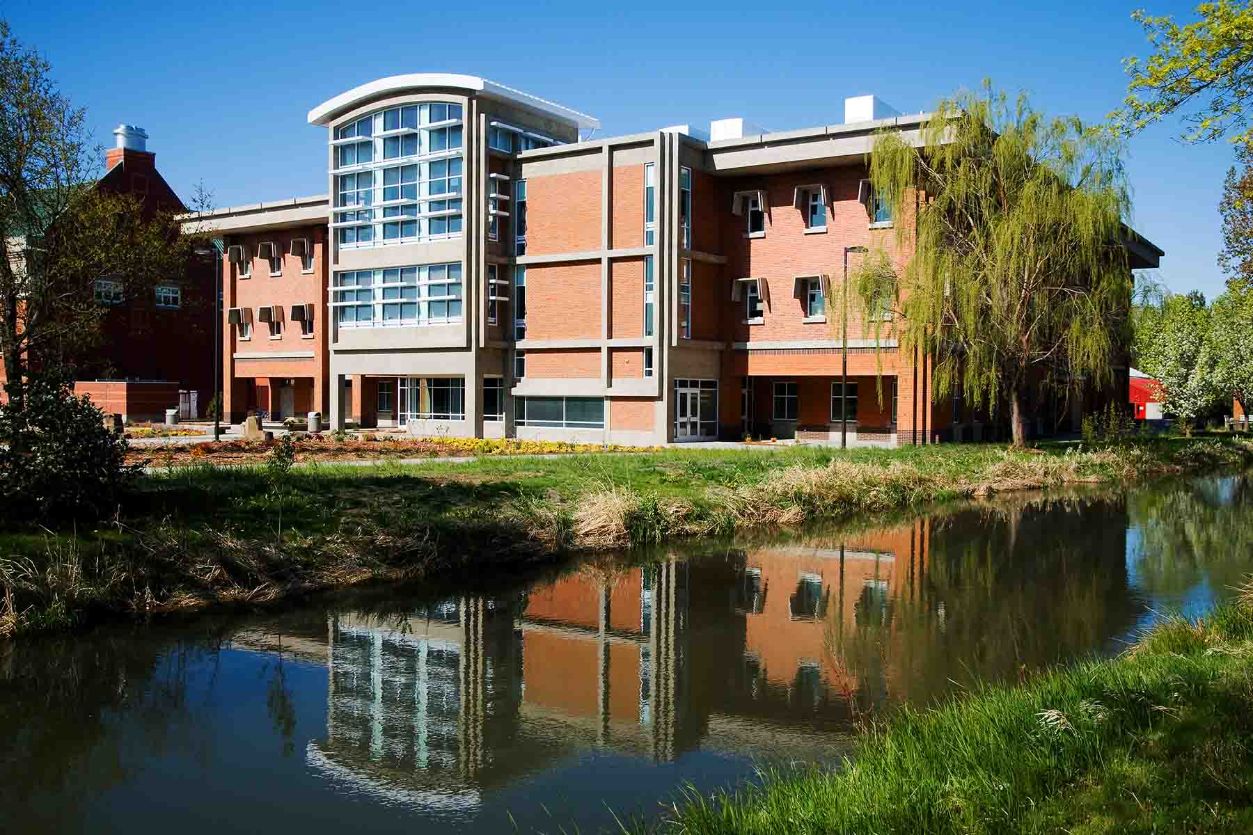 Central Washington University <br/>Dean Hall Laboratory and Classroom Facility <br/>Addition and Renovation